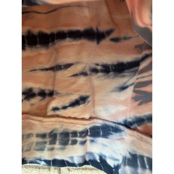 Tie-Dye Long-Sleeve Crewneck Top In Peach & Navy Velvet Blend - Picture 12 of 12